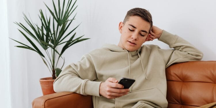 Onderzoek onder 1567 tieners: problematisch TikTok-gebruik gelinkt aan minder veerkracht op school