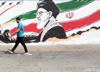 FT: Iran overweegt aanvallen in Europa als Trump strijd opvoert