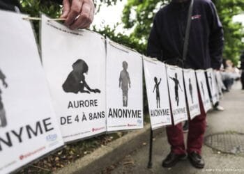 Veroordeelde Franse oud-chirurg verdacht van meer kindermisbruik