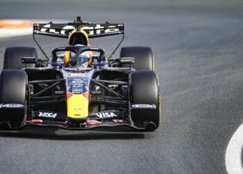 Zesde tijd Verstappen in sprintkwalificatie, Russell de snelste