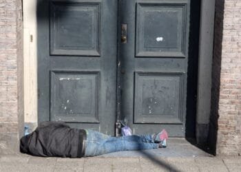 Amsterdam mayor wants to scrap fines for sleeping outdoors