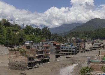 Dodental door overstromingen Nepal stijgt verder naar bijna 400