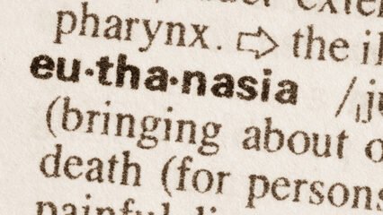 Doctor apologises for criticising euthanasia of 17-year-old