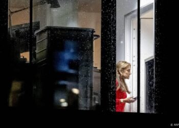 Begrotingsoverleg muurvast, kabinet vergadert pas in de avond