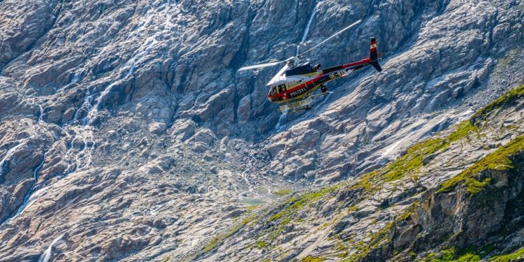 Dutch boy, 12, seriously injured in fall in Austrian alps