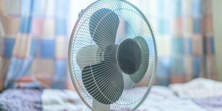 Care homes, prisons and asylum centres hit by night-time heat