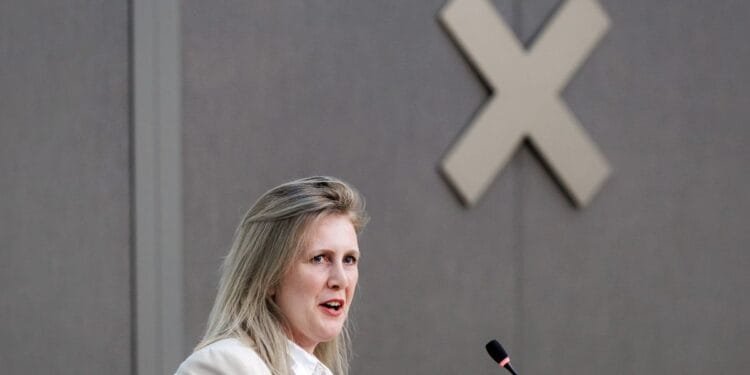 Amsterdam transport chief hid €850m bridge costs before election