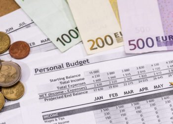 Cabinet to scrap welfare cuts in revised budget deal – RTL