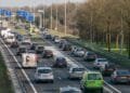 Dutch road traffic CO2 falls for first time since pandemic
