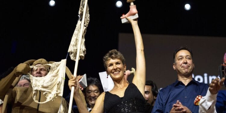 Dutch soil scientist wins Ig Nobel for burying 1,000 underpants