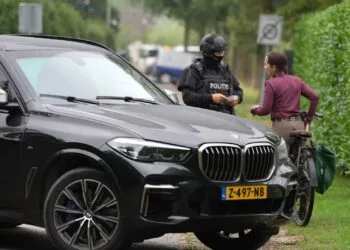 Politieonderzoek Overasselt gaat ook zondag weer verder