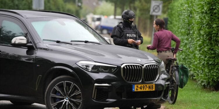 Politieonderzoek Overasselt gaat ook zondag weer verder