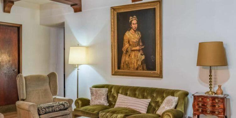 Nazi’s daughter gives up looted Goudstikker painting