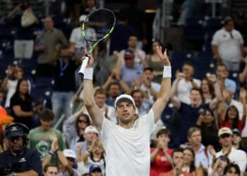 Van de Zandschulp reaches US Open quarter-finals for second time