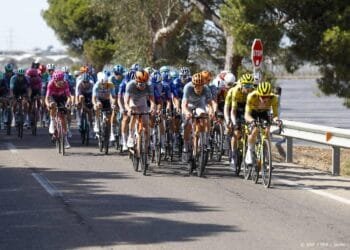 Brennan sprint naar vierde ritzege in Vuelta