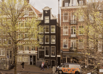 Sander Lantinga zet kleurrijk huis in de Jordaan te koop: dit krijg je voor 1,675 miljoen euro