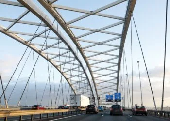Belangrijke Nederlandse bruggen in zorgelijke staat, maar de politiek grijpt niet in