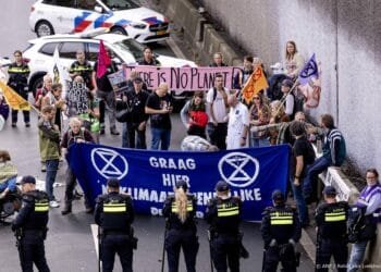 Klimaatactiegroep XR blokkeert opnieuw A12 bij Den Haag