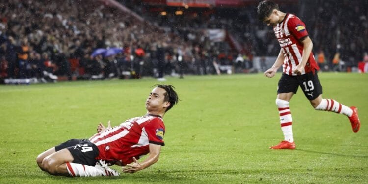PSV verovert koppositie Eredivisie na thuiszege op Sparta