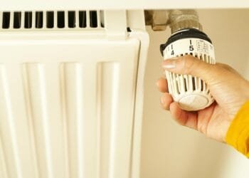 Energieprijzen op hoogste niveau in 3 jaar: met deze 6 simpele tips bespaar je dit najaar geld