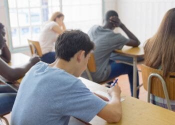 Nearly a quarter of children in NL have divorced parents