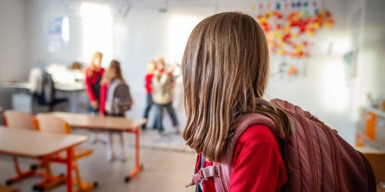 Stelling van de dag: ‘Scholen moeten ook buiten schooltijd optreden tegen online pesten in groepsapps’