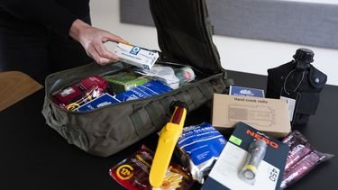 noodvoorraad voor 3 dagen is niet genoeg, Nederlandse huishoudens moeten naar 8 dagen
