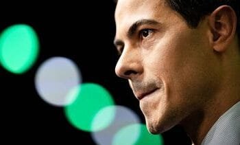 Jetten van podium gehaald tijdens toespraak D66-congres