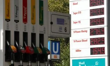 Duitsland verlaagt accijns op benzine en diesel met 17 cent