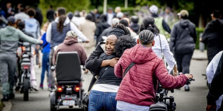 Mourners claim diabetic man who died under arrest was “murdered”