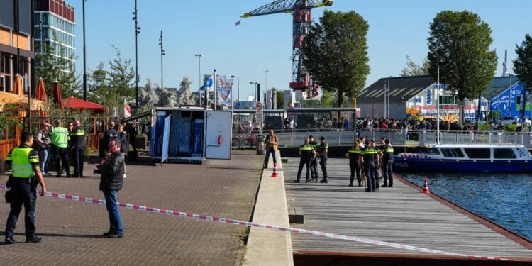 Man shot dead in packed bar in Amsterdam was prison warden