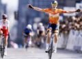 Wielrenster Vollering verovert eerste wereldtitel op de weg