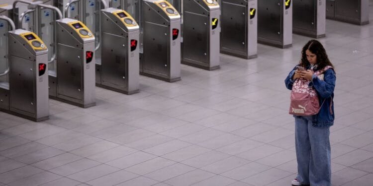 National 24-hour public transport strike begins