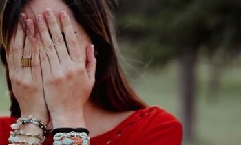 Gênante blunder gemaakt? 4 experts leggen uit wat je juist níét moet doen om het te herstellen