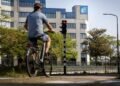 zelfs halvering levert slechts 8000 extra voltijdbanen op