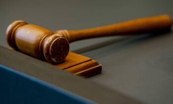 Rechtbank houdt executie Christa Pike op laatste moment tegen